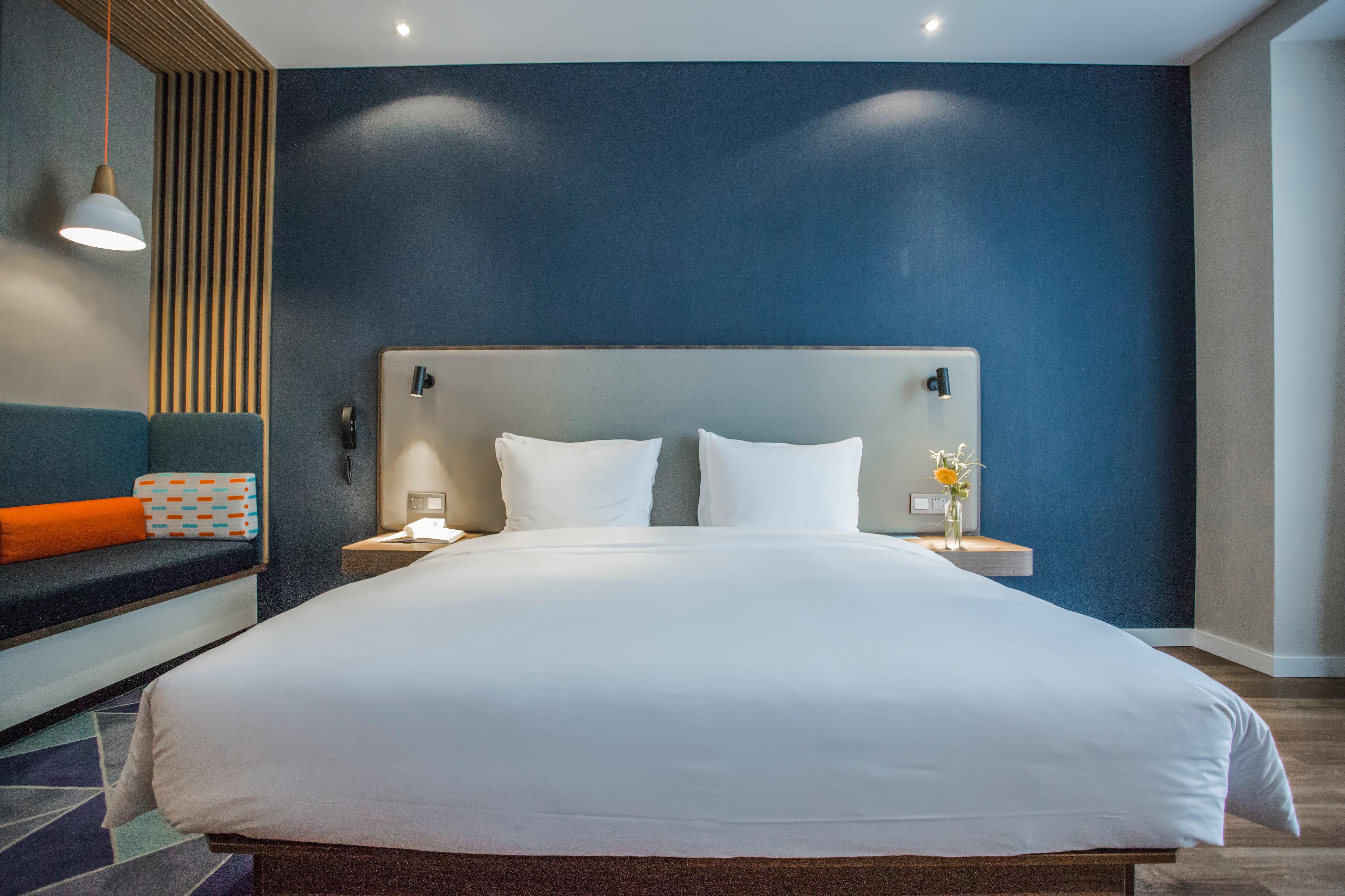 Express Pudong Chuansha, An Ihg Hotel 2*